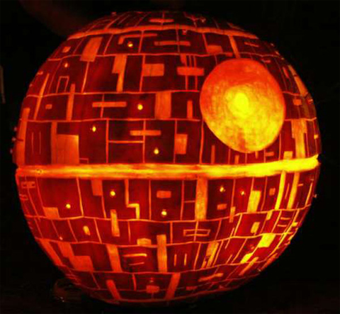 Amazing Pumpkins From Around The Internet (Happy Moose oween!)