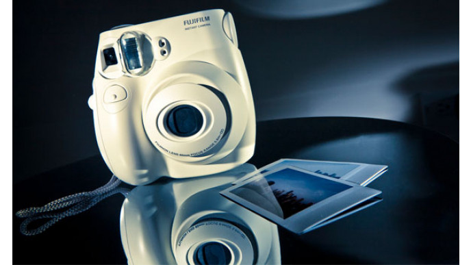 Photogear Canada: Fujifilm Instax Mini 8 Instant Film Camera Now $90