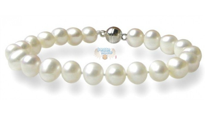 eBay Canada: 7.5mm Pearl Bracelet $10 (Save $30)