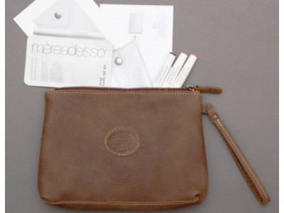 Roots Canada: Mèreadesso Kiss Case Wristlet Now $68 ($120 Value)