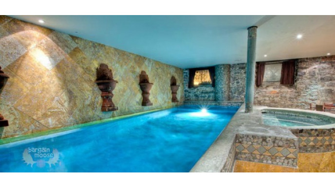 Dealfind Canada: $699 For A One Night Stay For 8 People In A Castle