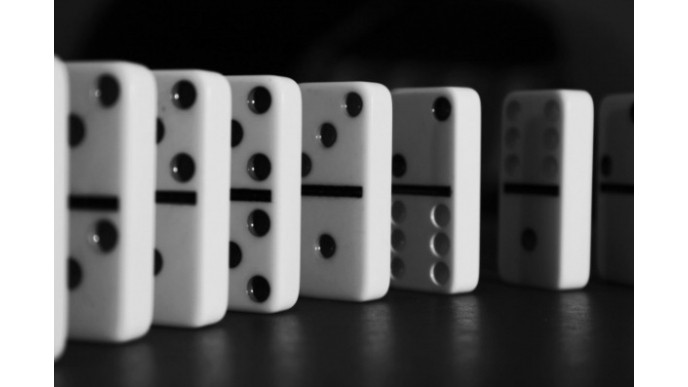 Well.ca: Deluxe Domino Set With Case Was $40 | Now $15