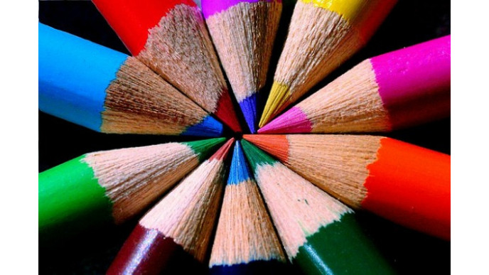 Toys R Us Canada: B1G1 Free On All Crayola Markers, Crayons & Pencil Crayons + Free Shipping