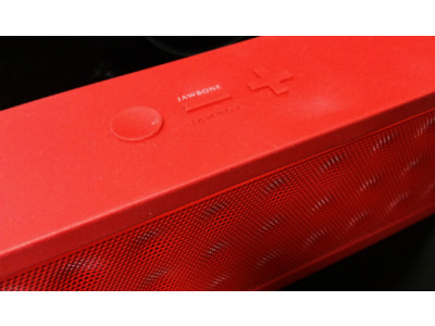 Microsoft Canada Store: Save $50 On The Jawbone Big Jambox ($250)