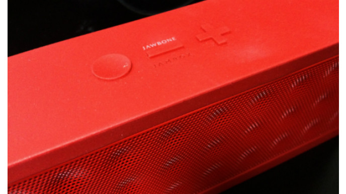 Microsoft Canada Store: Save $50 On The Jawbone Big Jambox ($250)