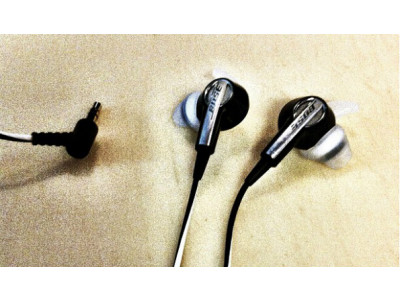 Bose Canada: Save 10% on IE2, MIE2 and MIE2i Headphones + FREE Shipping!