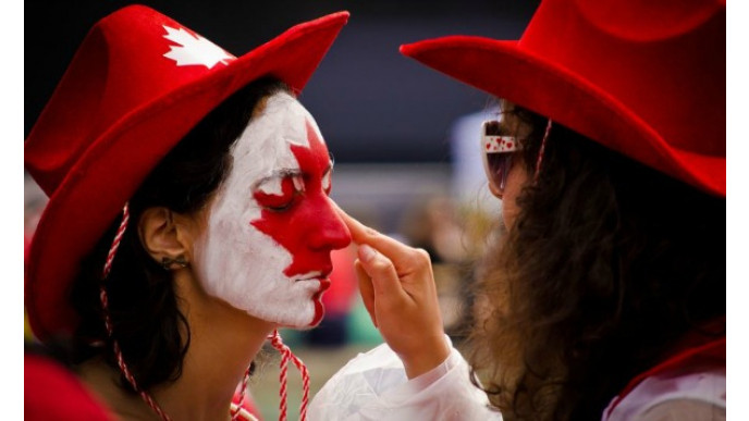 Garage Canada: 30% Off Regular Priced Items For Canada Day