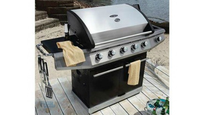 Amazon Canada: 34% Off Grill Zone Gas Grill + Side Burner - Now $355