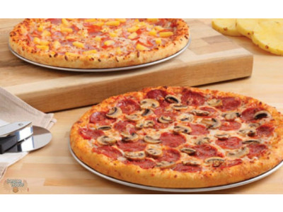 Domino's Pizza Canada: Get 2 Medium 2-Topping Pizzas For $15.98