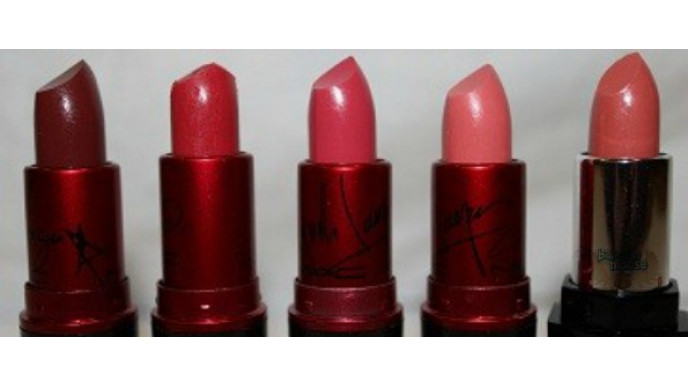 Dealathons Canada: $8 MAC Cyndi Lauper Lipstick (Value $25)