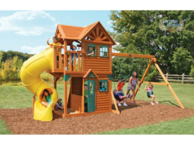 Costco Canada: Get $200 Off Cedar Summit Mountainview Play Set