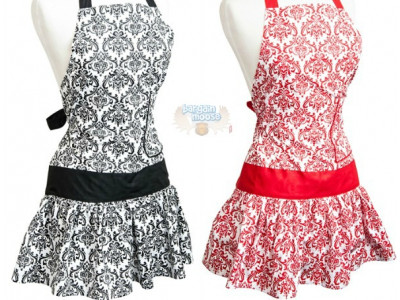 Flirty Aprons Coupon: 50% Off Women's Classic Damask Aprons
