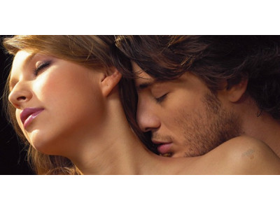 DealFrenzy: The Ultimate Couples Pleasure Kit - $35 ($99 value)