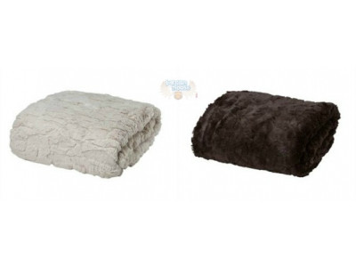 Chapters Canada: 75% off Holiday Throws Was $79 | Now $20 - Boxing Week