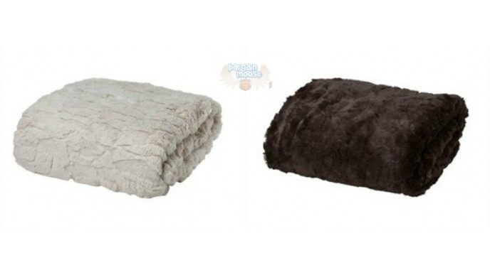 Chapters Canada: 75% off Holiday Throws Was $79 | Now $20 - Boxing Week