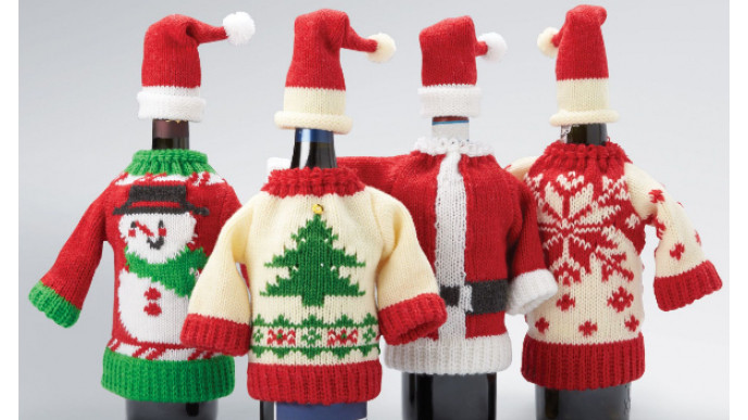 Sears.ca: Christmas Knitted Bottle Covers Only $4.04 Each