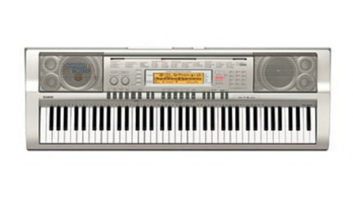 Sears Canada: Casio 76-key Digital Keyboard $299.99 (Save $100)