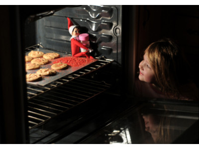 More Hilarious Elf on the Shelf Suggestions for the Holidays!