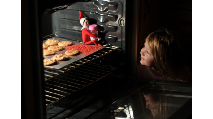 More Hilarious Elf on the Shelf Suggestions for the Holidays!