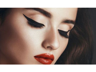 Urban Decay Canada: Free Shipping on all Orders!