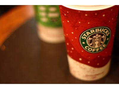 Starbucks Canada: Merry Monday promos are back!