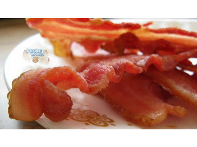 Canadian Freebies: Free Maple Leaf Natural Selection Bacon