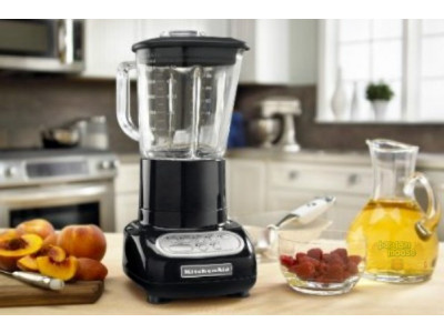 Amazon Canada: KitchenAid 5-Speed Blender with Glass Jar - $119.99 (Reg. $199.99)