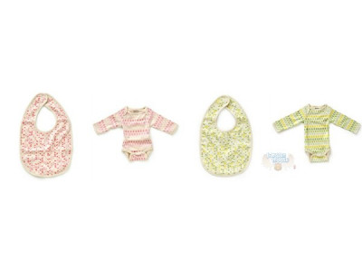 Chapters Canada: 30% off Organic Onesies + Bibs 