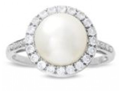 Peoples Jewellers Canada: 15% Off Pearls & Extra 10% Off Clearance