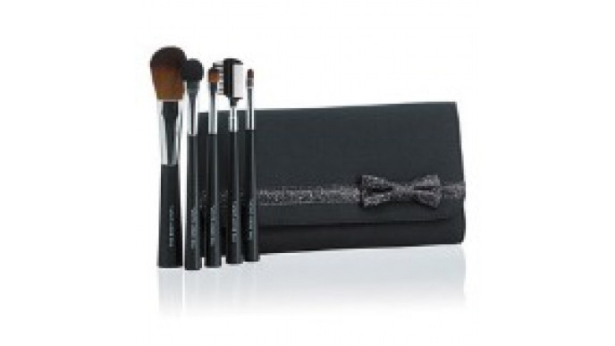 Body Shop: Free $75 Makeup Brushes With $30 Makeup Purchase