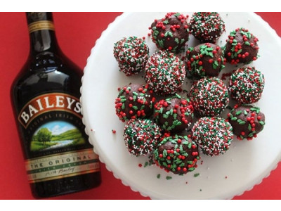 DIY Baileys Christmas Truffles