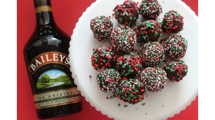 DIY Baileys Christmas Truffles: 4 Ingredients & Zero Baking!