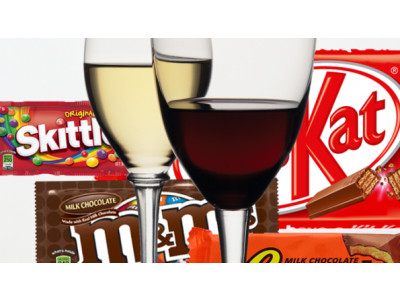 The Best Guide For Pairing Leftover Halloween Candy With Wine!