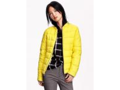 For only $37.50 - get this  Women's Lightweight Quilted Jacket @ Old Navy Canada!
