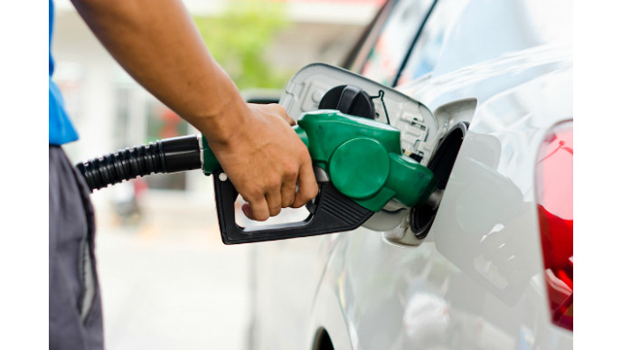 eBay Canada: $190 for (4) $50 Petro-Canada Gift Cards & FREE Fuel Savings Card ($25 Value)