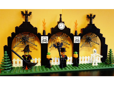5 Fun Halloween LEGO Ideas!