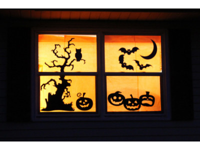 Decorate With Homemade Halloween Window Decals!