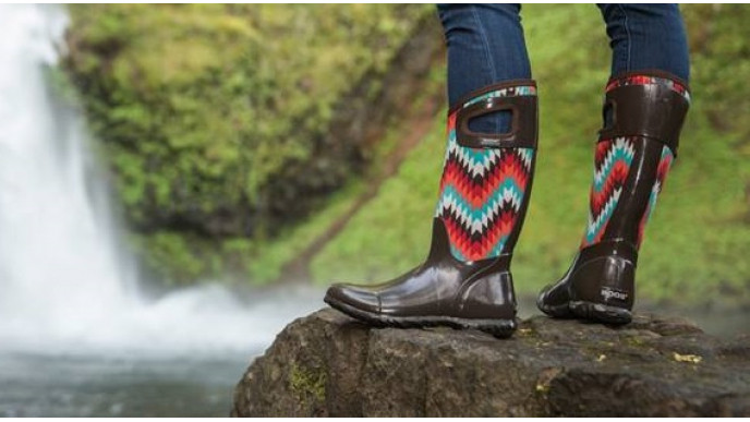 Boots & Sandals for Men, Women & Kids From $22.50 @ Bogs.ca!!