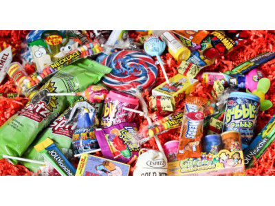 Valentine's Gift Idea: Treatsbox Subscription!