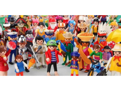 London Drugs Canada: Up to 40% Off Playmobil Toys on Sale From $2!
