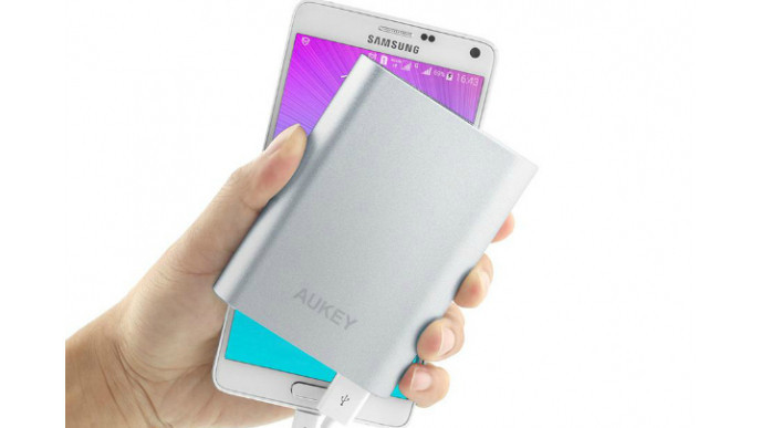 50% Off Aukey Quick Charge 10400mAh Portable Battery Only $20 @ Amazon.ca