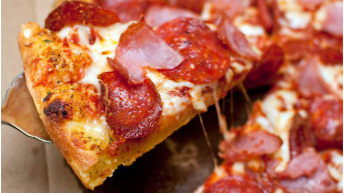 Dominos Canada: Large 4-Topping Pizza Only $12!!
