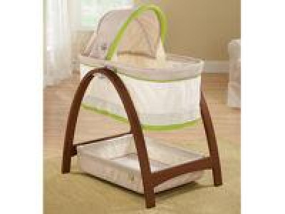 $30 off the Summer Infant Bentwood Bassinet for just $130 @ Costco.ca Boxing Day Sale