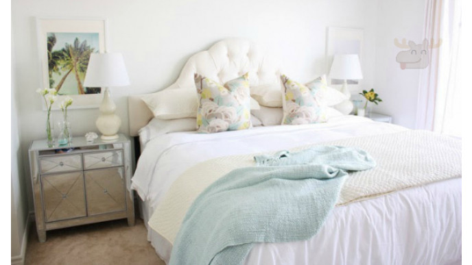 Chapters Indigo: Super Soft Reading Throws Were $50 | Now $20 