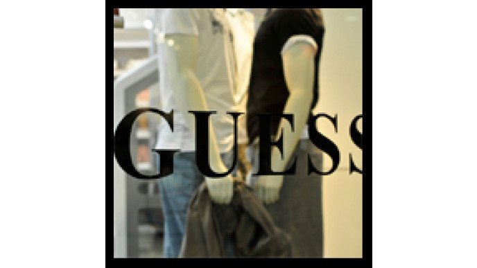Clothing Deals @ Guess Canada: I Guess You Can Get Up To 50% Discount! 