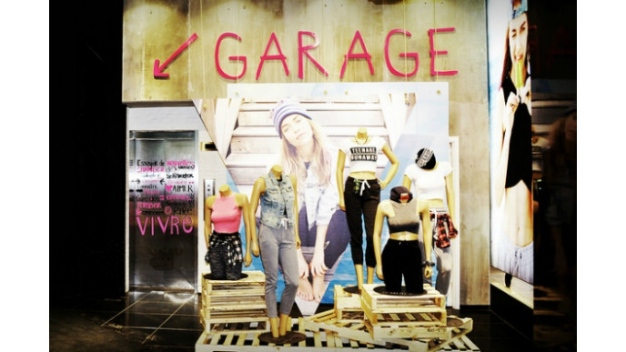 Garage.ca: Jersey Zippies Were $33 | Now $11.25 & Free Shipping 