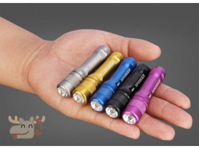 Manker Boney Keychain LED Flashlight only $6.91 & Free Shipping @ Gearbest!