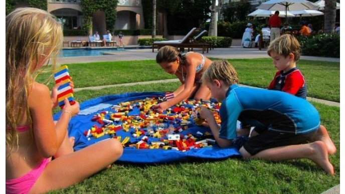 Amazon Canada: Portable Kids Toy Storage Bag & Play Mat Only $29 & Free Shipping