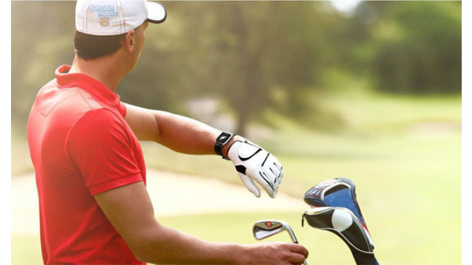 $100 Off TomTom Golfer GPS Watch - Now $200 @ Best Buy Canada