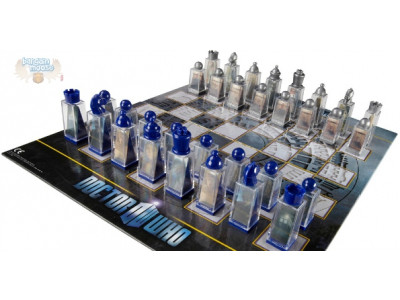 Chapters Indigo: Dr. Who Lenticular Animated Chess Set  Was $70 | Now $35 & Free Shipping